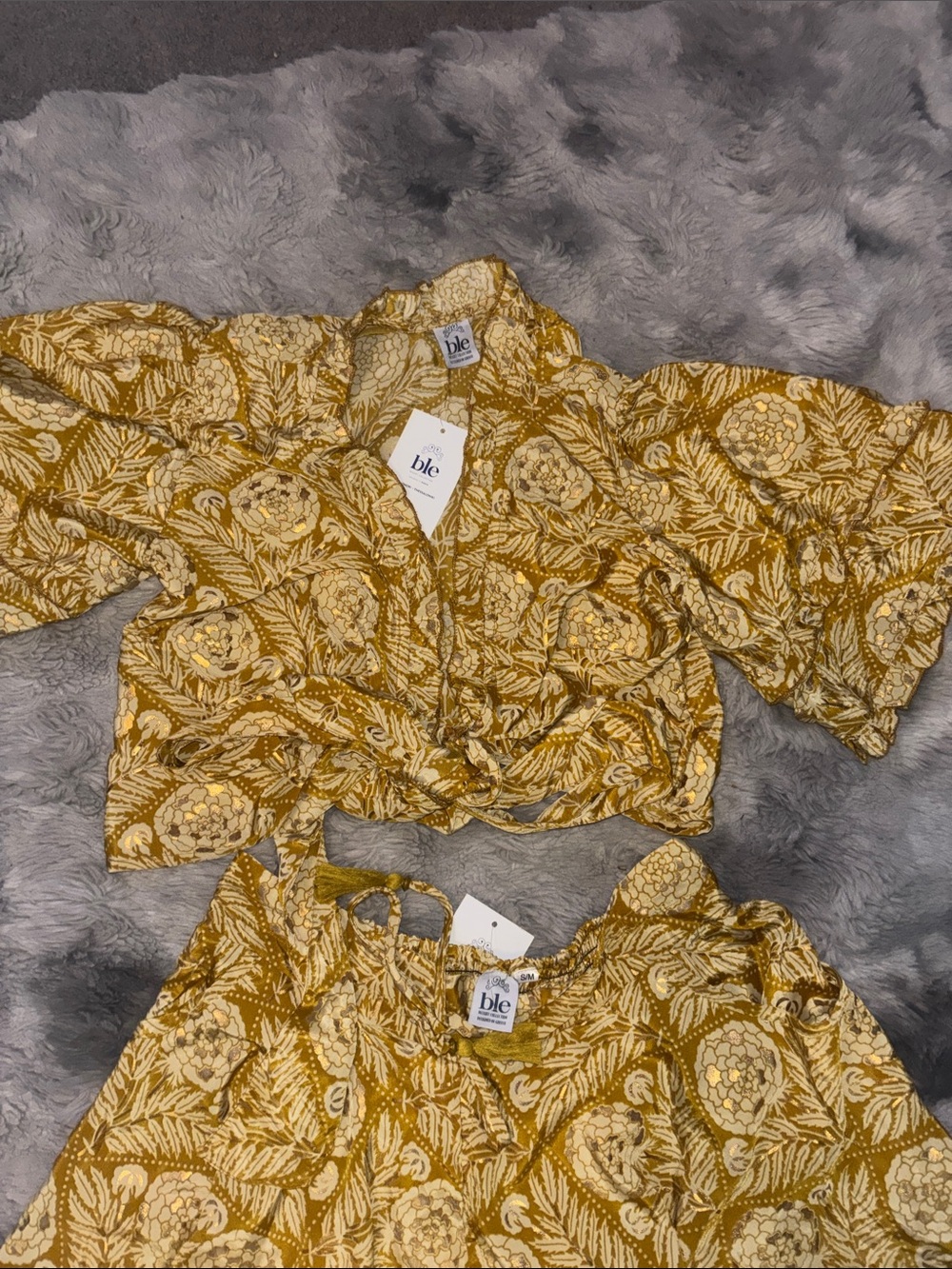 Ble Floral Mustard Two-Piece Crop Top & Shorts Set - Picture 3 of 4